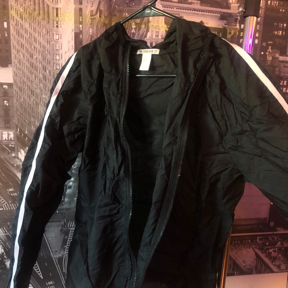 windbreaker